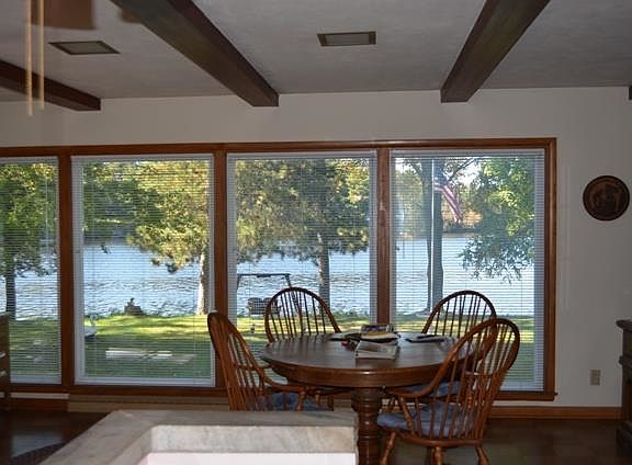 3rd image of 3410 Riverview Ct