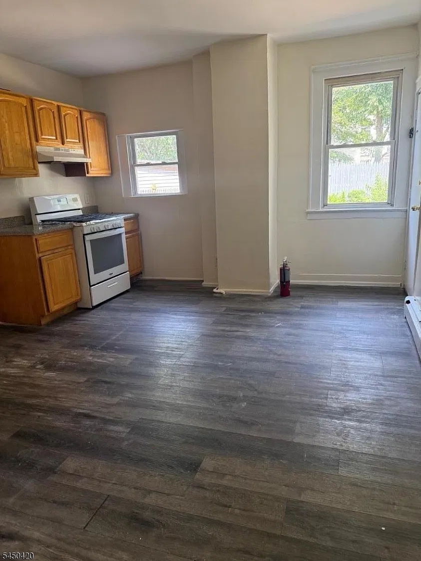 417 Franklin St — Photo 3