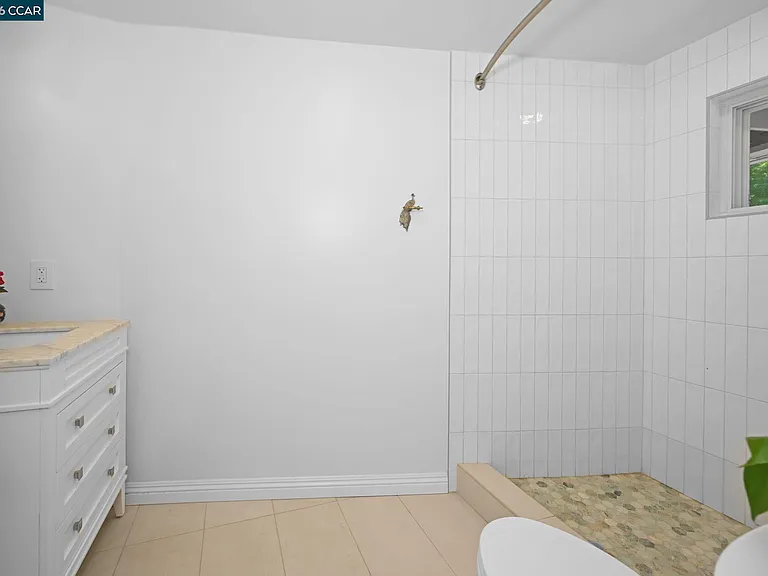 3560 Old Mountain View Dr — Photo 7