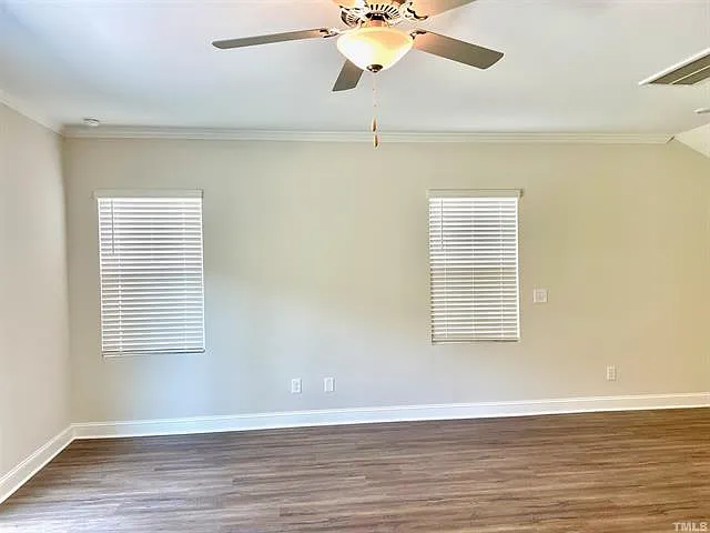 3 bed, 2.5 bath, 1629 sqft, $1,950 — Photo 4