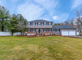 218 Weatherbee Dr, Westwood, MA 02090