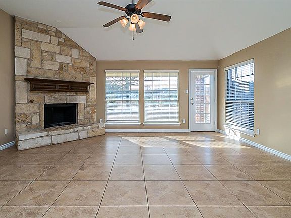 3rd image of 2313 Trickling Creek Dr