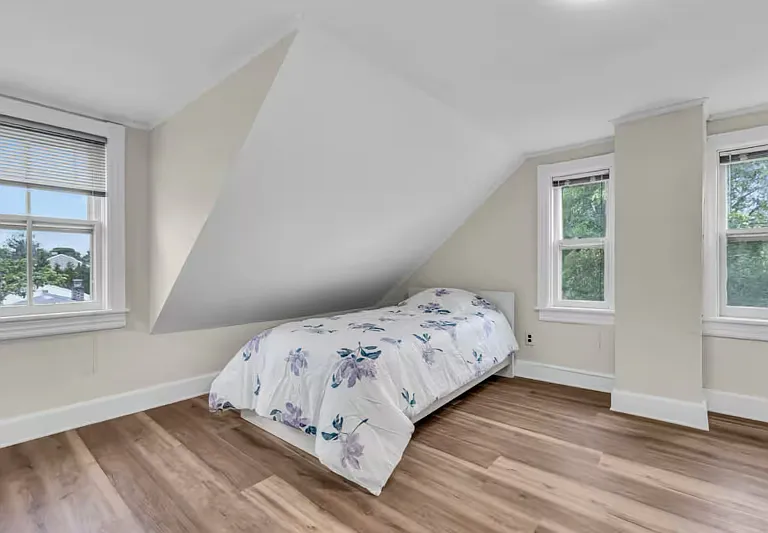 560 Prospect Ave — Photo 11