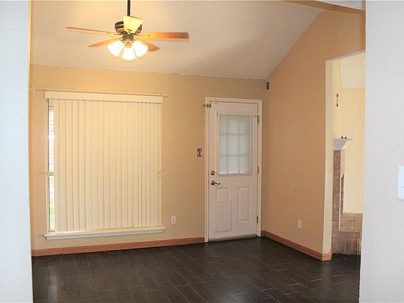 5th image of 807 Mancuso Dr