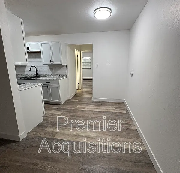 1101 S 74th St #13 — Photo 3