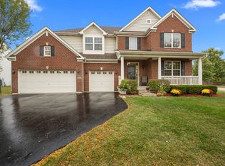 312 Monument Rd, Elgin, IL 60124