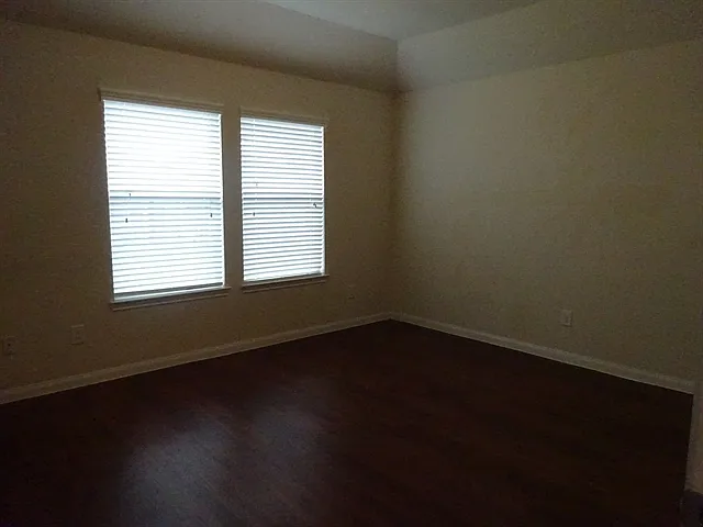 5935 Brenwood Trails Ln — Photo 4