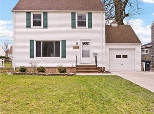 5016 Anderson Rd, Lyndhurst, OH 44124