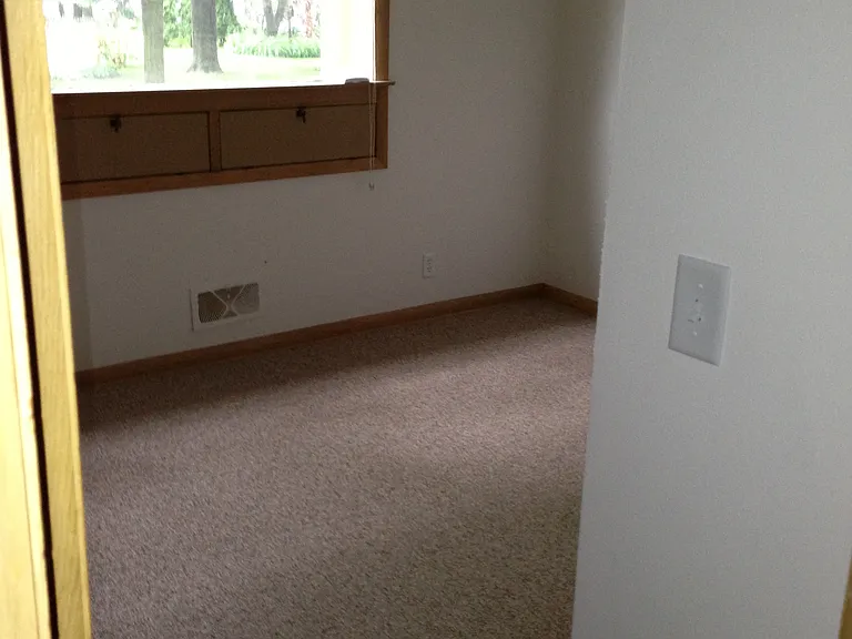 950 Glenview Ave #2 — Photo 13