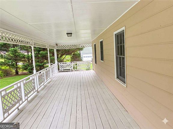2nd image of 1597 Holly Brook Rd