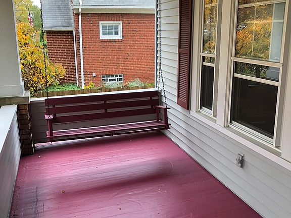 3rd image of 16809 Westdale Ave