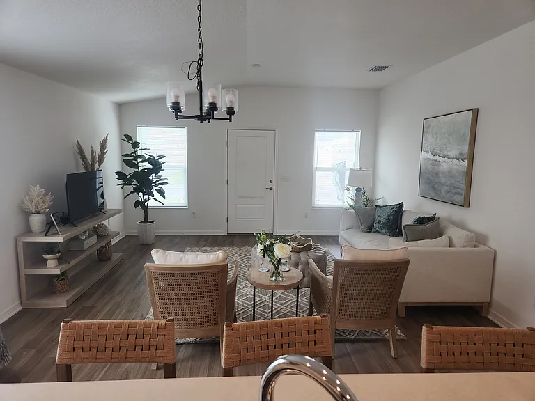 1871 Cole Pl — Photo 8