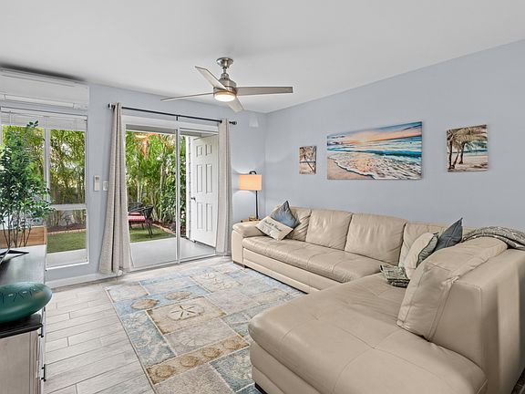 5th image of 75-6081 Alii Dr APT Dd103
