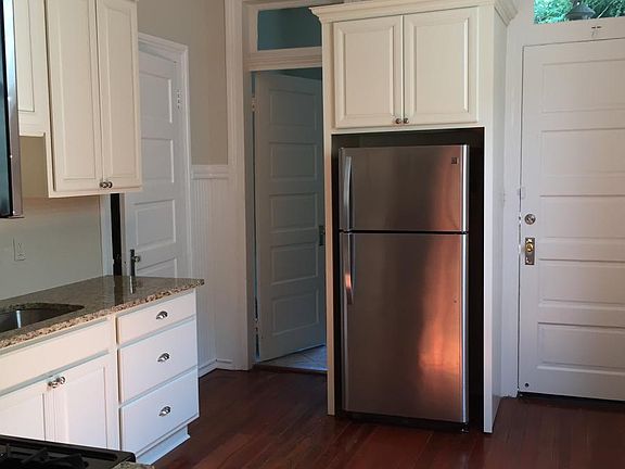 2nd image of 7517 Zimpel St