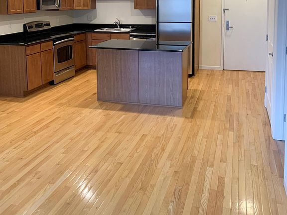 5th image of 1950 N Logan St APT 508