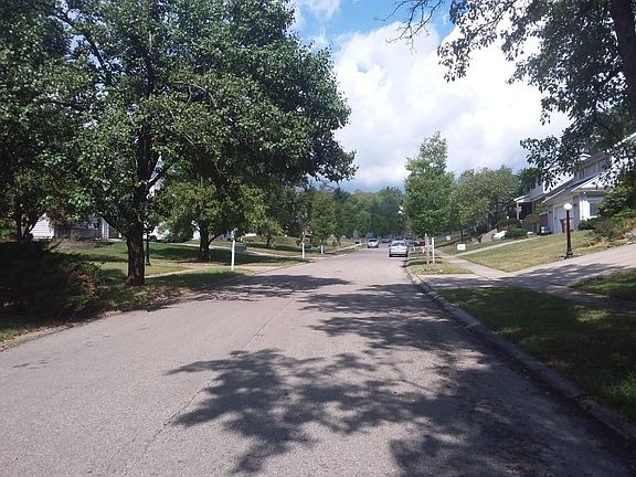 4th image of 2758 Queenswood Dr