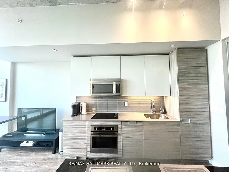 210 Simcoe St #2507 — Photo 4