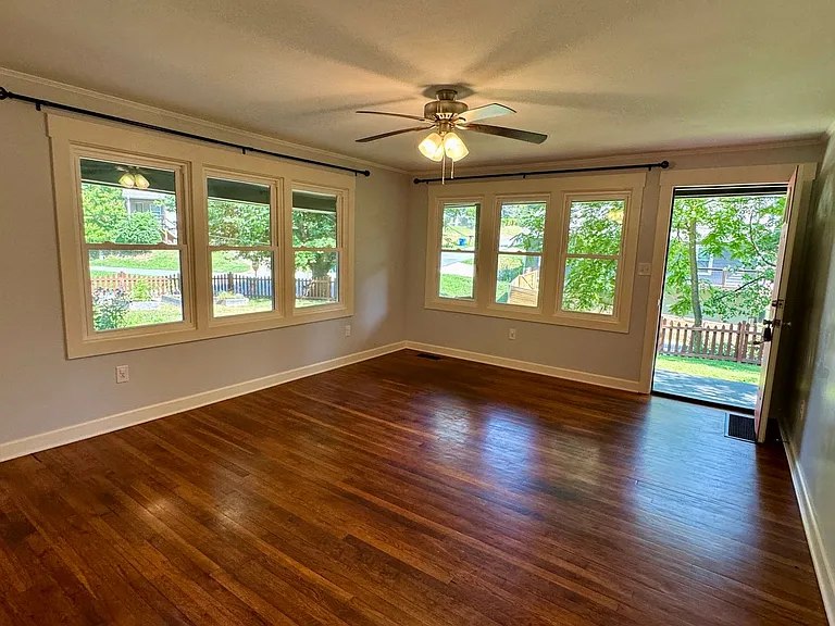 125 Raleigh Ave — Photo 7
