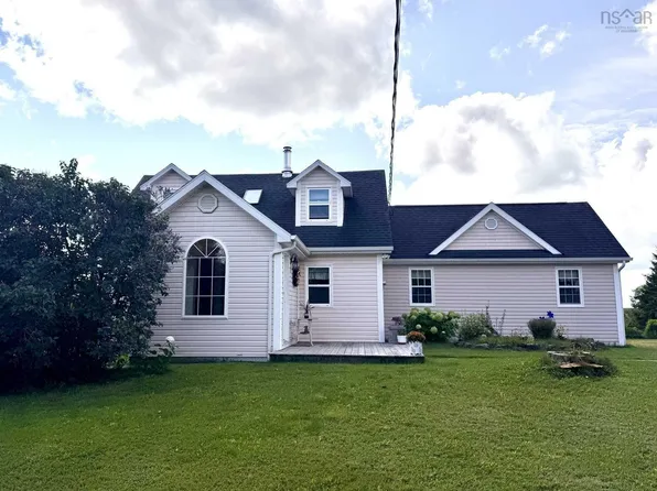 342 Highway 337, Antigonish Landing, NS B2G 2L2
