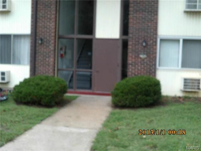 1st image of 7565 Hazelcrest Dr APT G