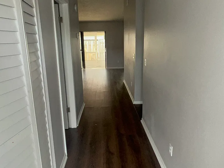 5406 Hopedale Dr — Photo 2