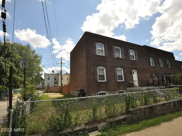 517 Arsan Ave, Baltimore, MD 21225