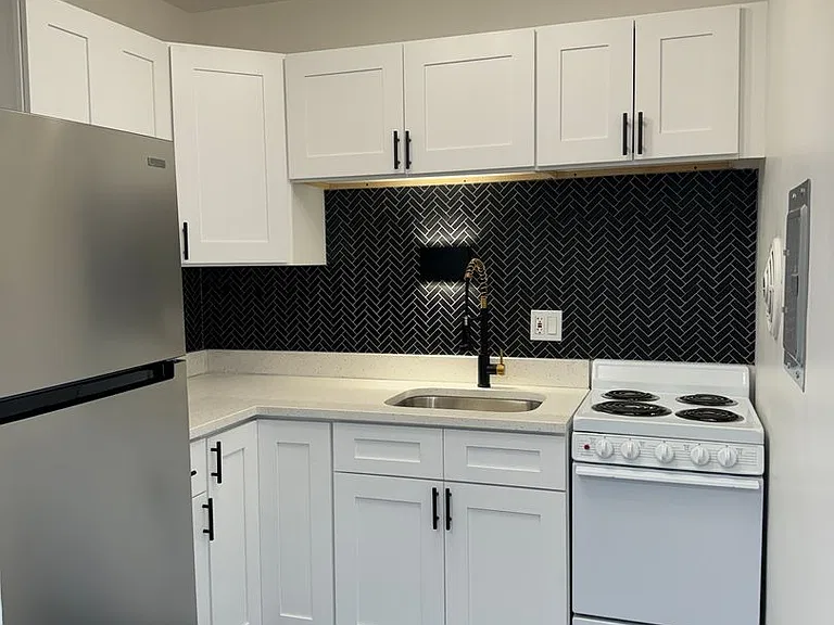 720 Washington Blvd — Photo 54