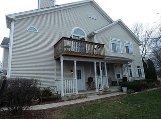 304 Nautical Way #D, Elgin, IL 60123