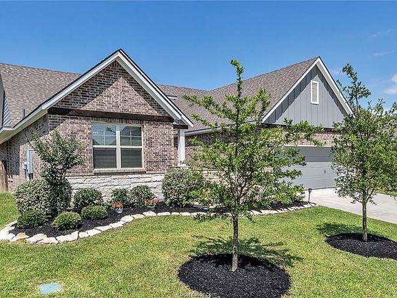 2nd image of 3461 Lockett Hall Cir