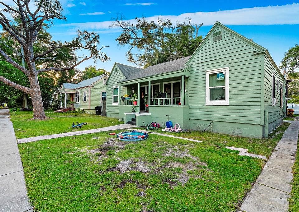 1st image of 535 14TH AVENUE S