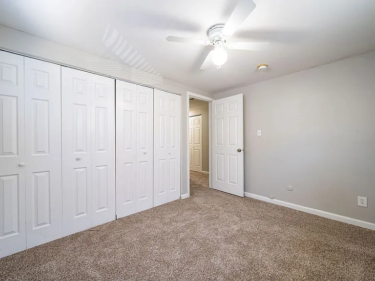 509 Elsmere St — Photo 11
