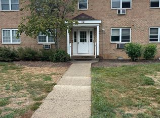 12 Manchester Ct APT C, Freehold, NJ 07728