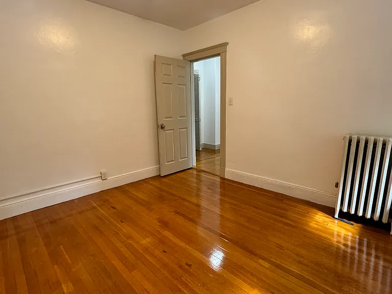 24 Sidlaw Rd #8 — Photo 9