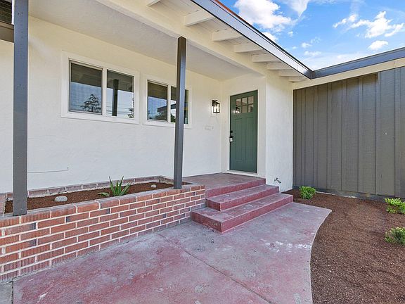 4th image of 1345 W Tulare Avenue
