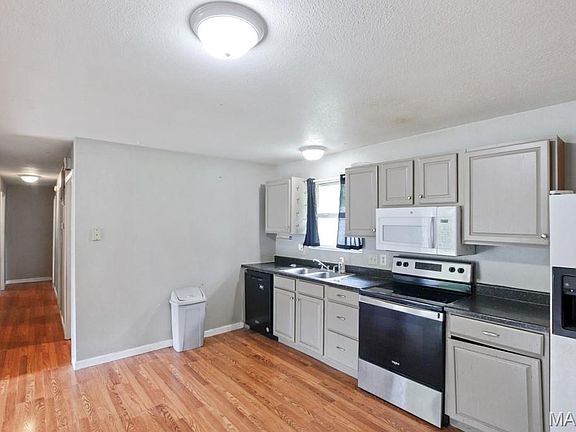 5th image of 4816 Woodland Dr
