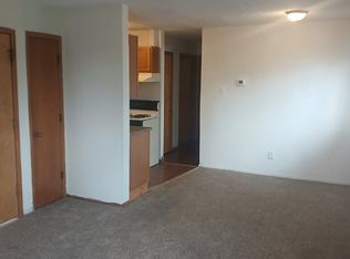 5753 Sander Dr #5, Minneapolis, MN 55417