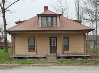1803 295th St, Argyle, IA 52619