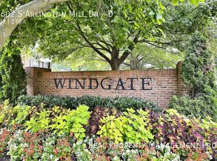 2602 S Arlington Mill Dr APT D, Arlington, VA 22206
