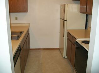 3710-3714 Packers Ave #3714205, Madison, WI 53704