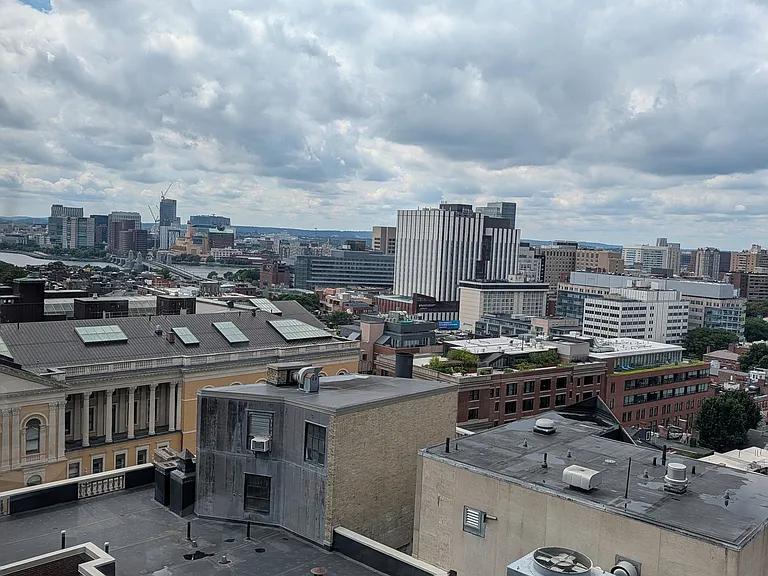 130 Bowdoin St #1703 — Photo 3