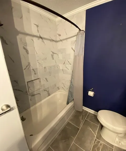 1206 Cedric Ct — Photo 9