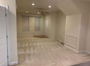 42527 Hollyhock Ter, Ashburn, VA 20148