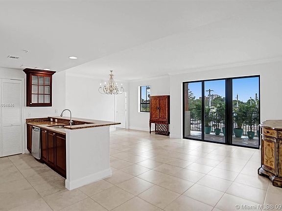 5th image of 100 Andalusia Ave APT 313