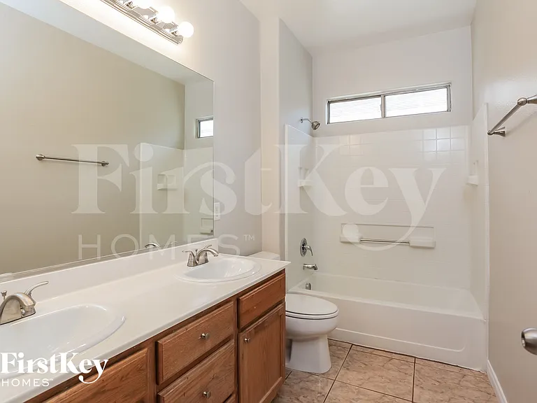 9100 Little Horse Ave — Photo 13