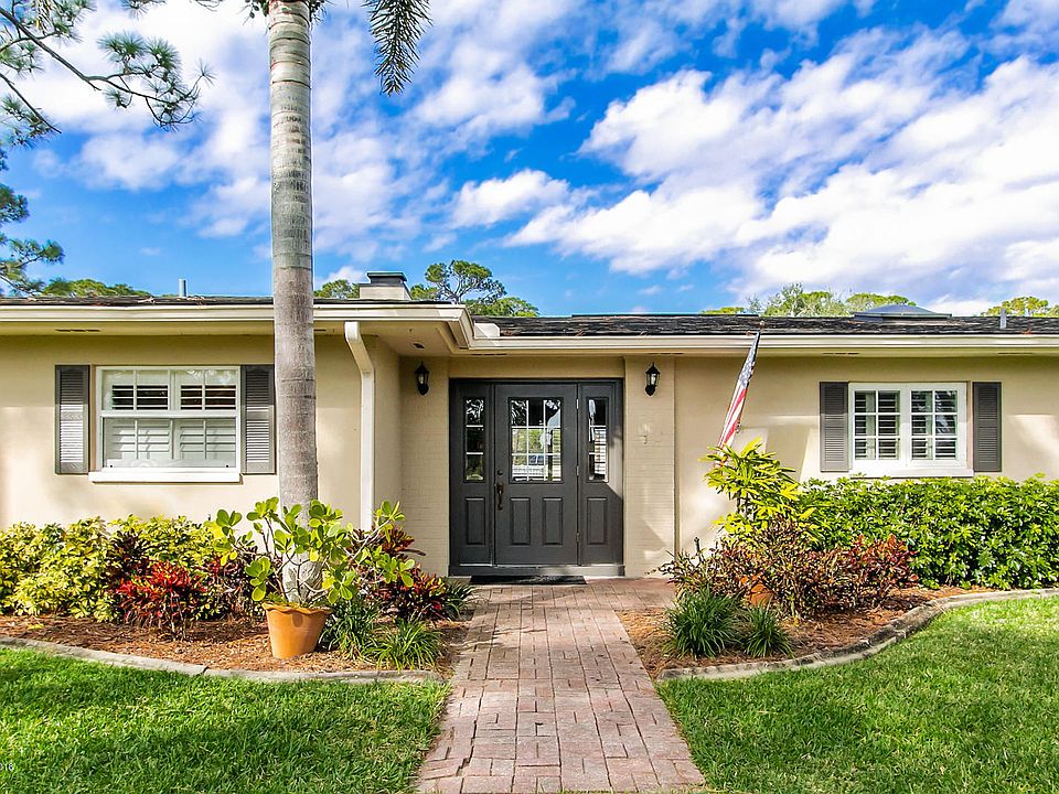 1st image of 860 Carambola Dr