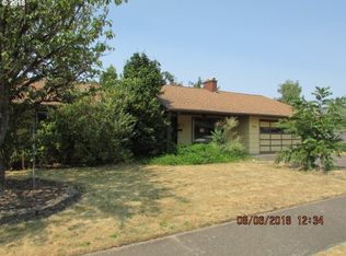 1705 NE Galloway St, McMinnville, OR 97128