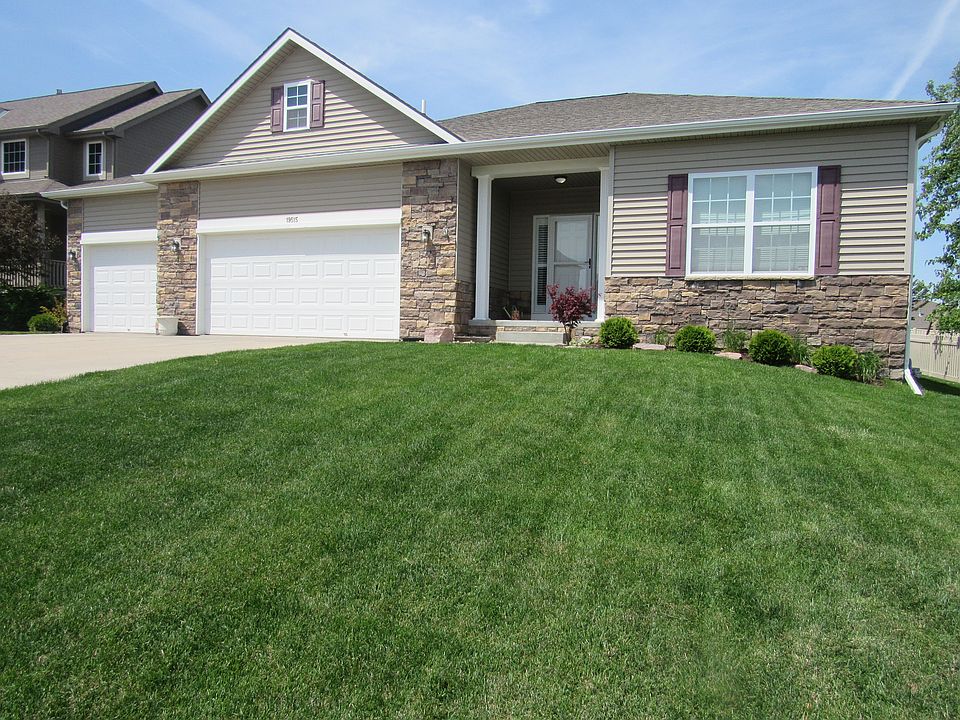 19515 Bellbrook Blvd, Gretna, NE 68028 Zillow