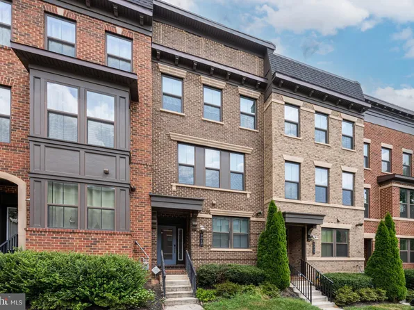 9319 Lemon Mint Ct, Fairfax, VA 22031