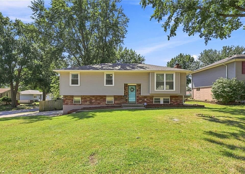 1st image of 20409 E Millhaven St