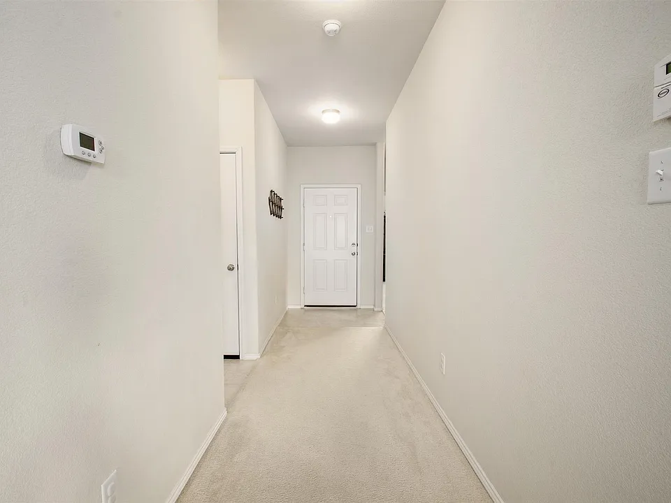 3124 Walker Creek Dr